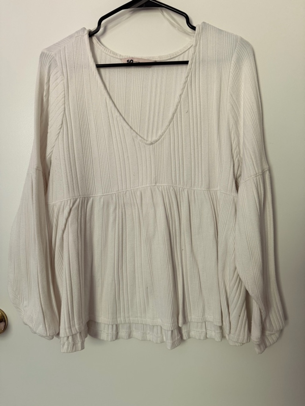SO White Ribbed V-Neck Peplum Tunic